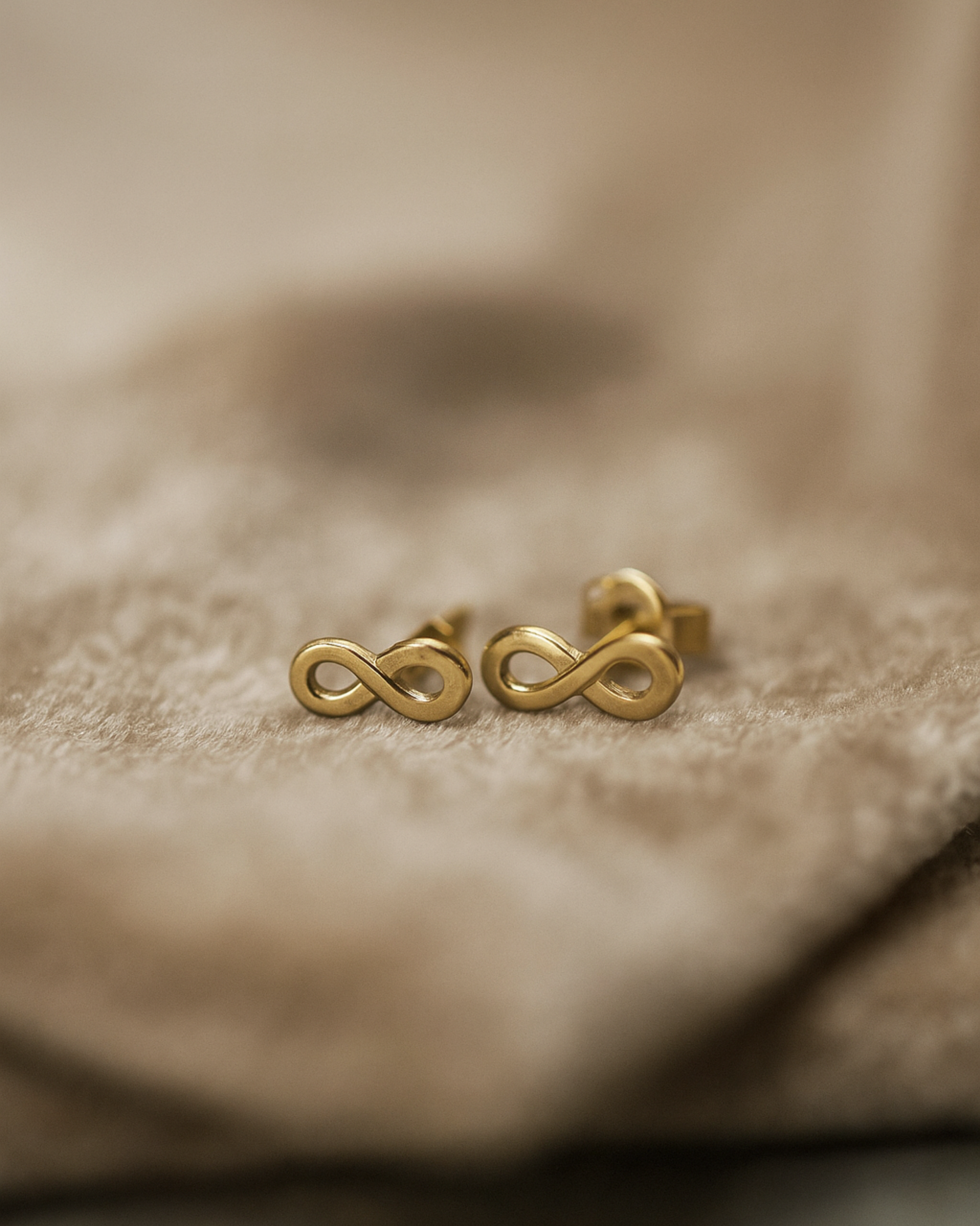 Aretes Infinito