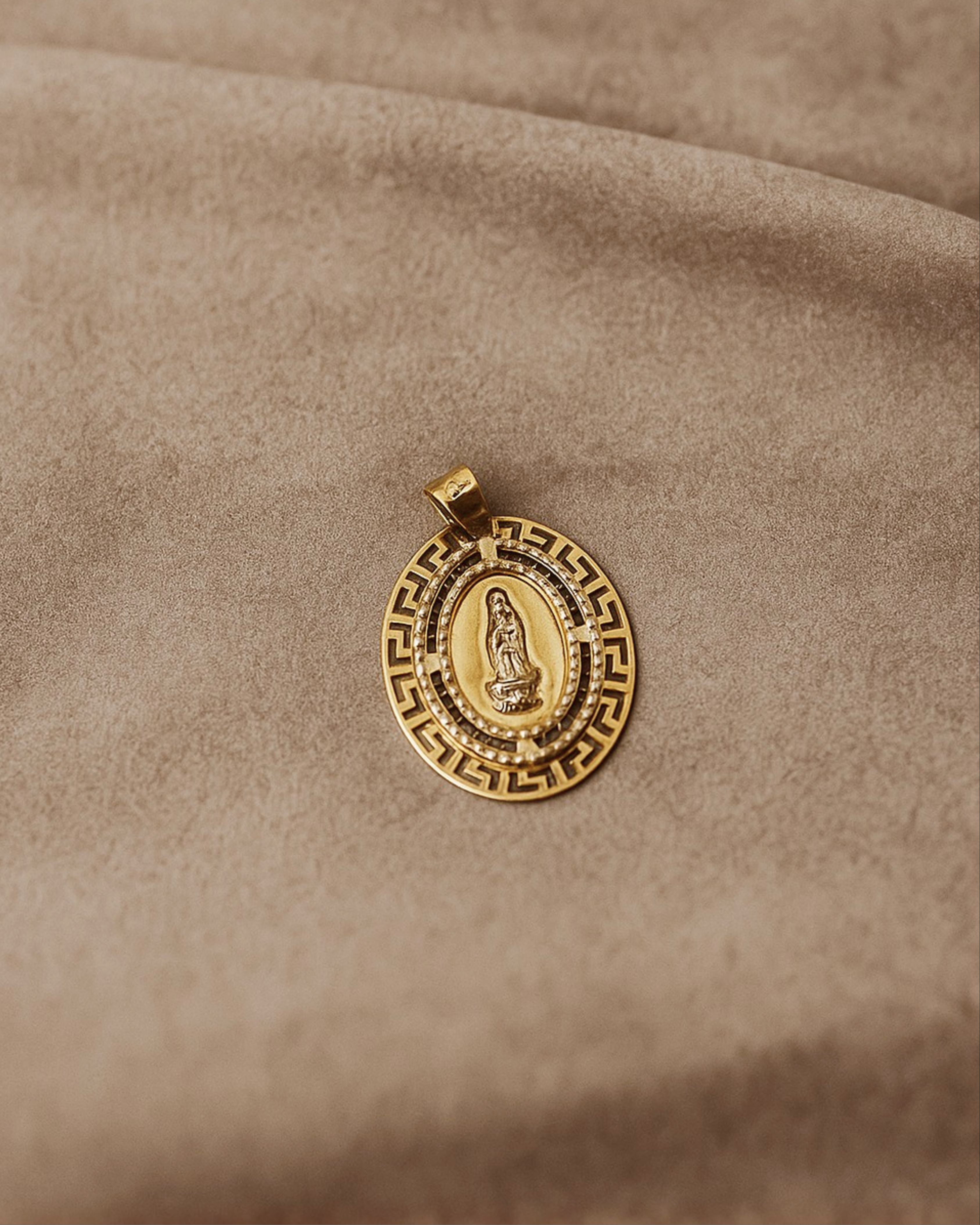 Medalla Ovalada Grecas